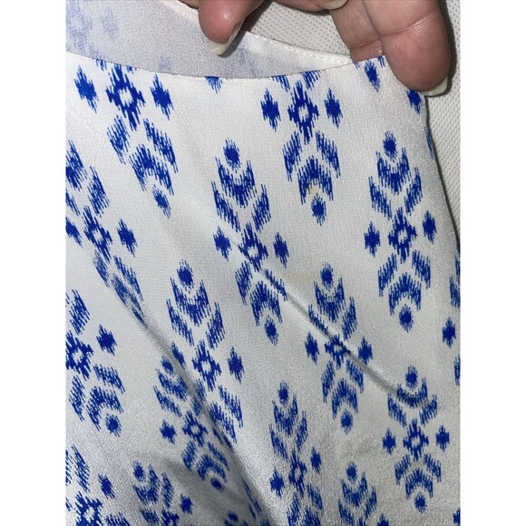 Joie Sleeveless Silk Blouse Size M White Blue - Picture 3 of 9